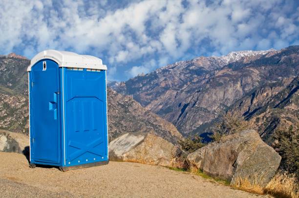 Porta potty delivery and setup